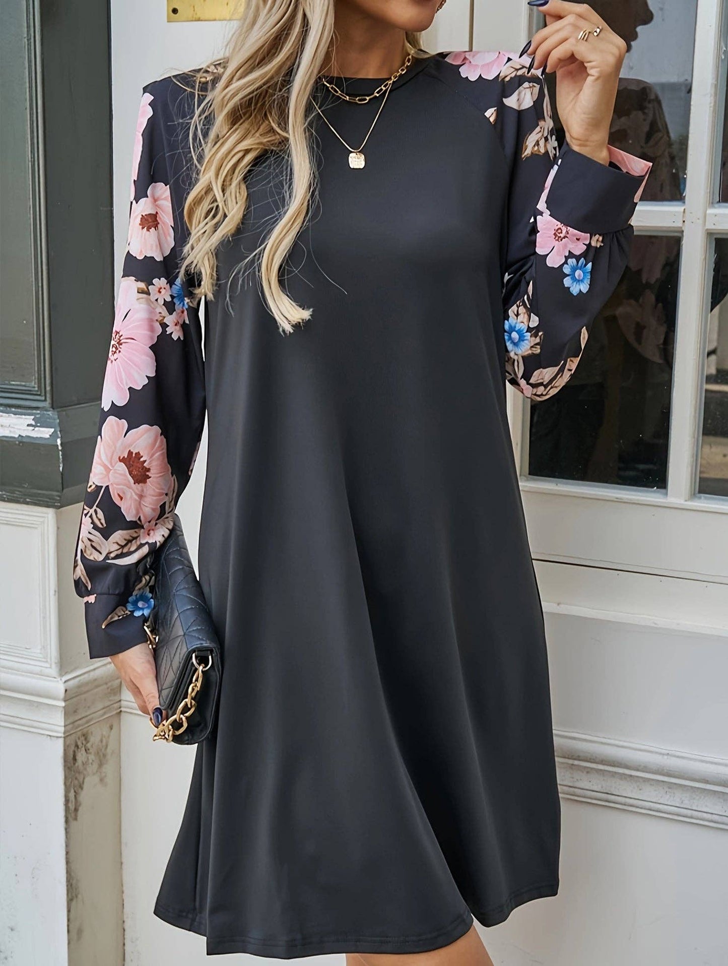 Round neck printed loose long-sleeved dress